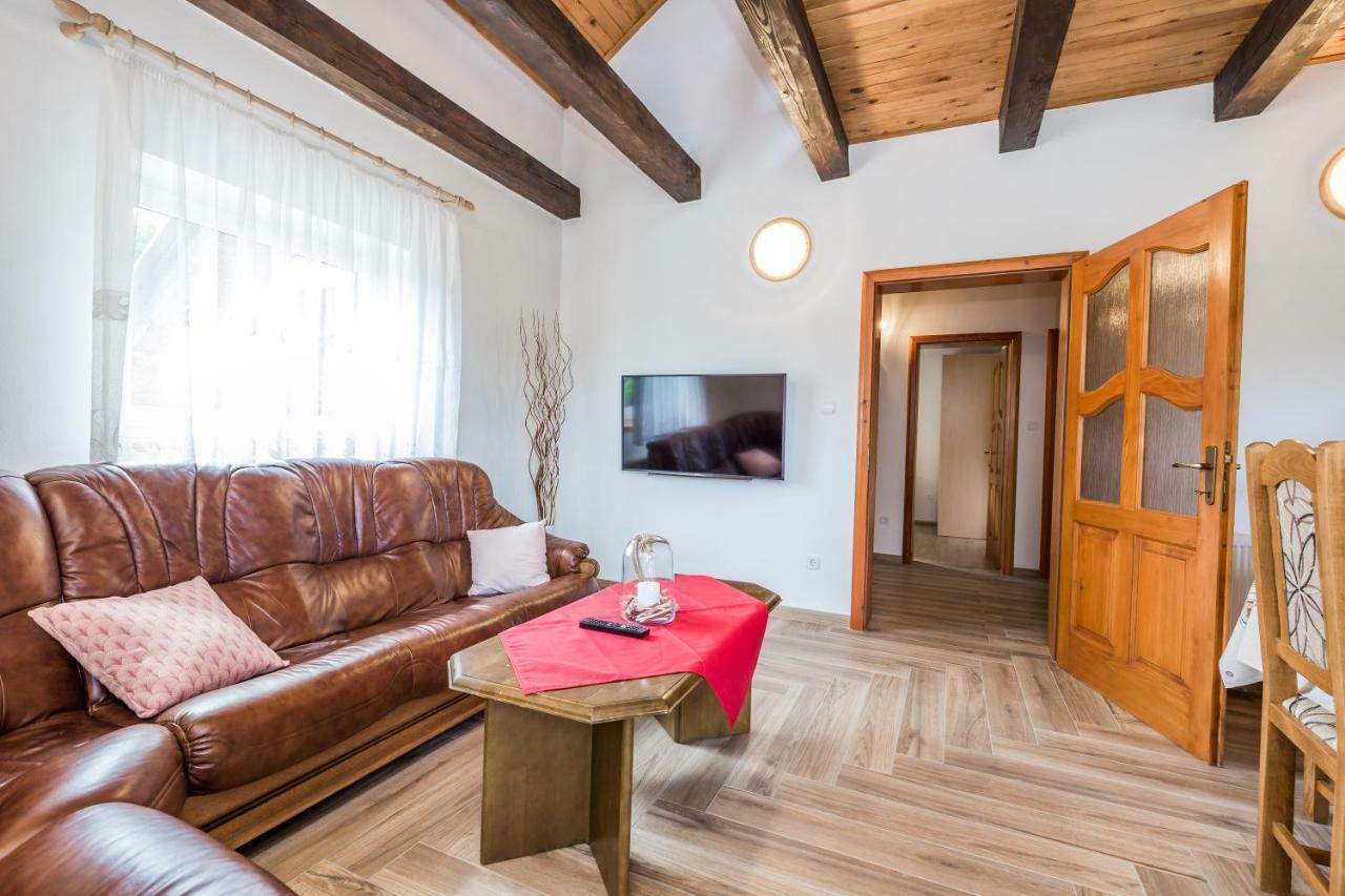 Villa Dino Tin Krasno Polje Esterno foto